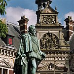 Statue of Jan van Nassau (Utrecht 1883). Voorzijde standbeeld, close-up - Utrecht - 20364219 - RCE.jpg