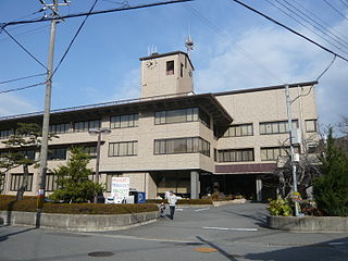 Wakayama yura townhall.JPG