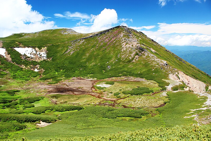 File:Yonnoike and Mount Mamako.jpg