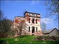 Zlekas Manor Building's ruins - panoramio.jpg