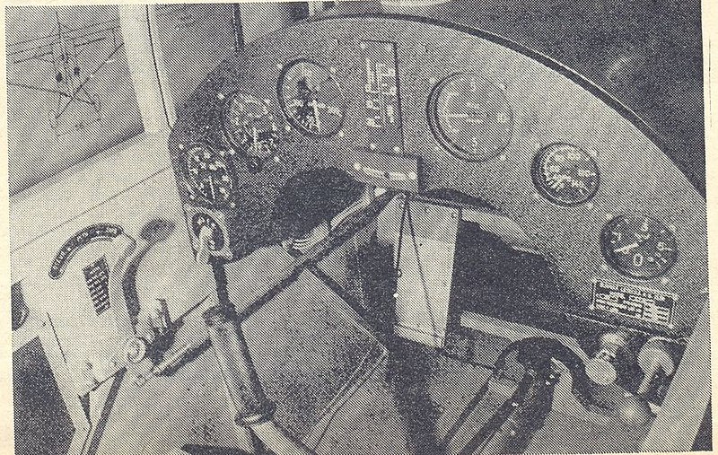Soubor:Zlin XII 212 cockpite.jpg