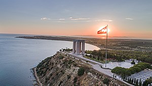 Çanakkale Şehitleri Anıtı