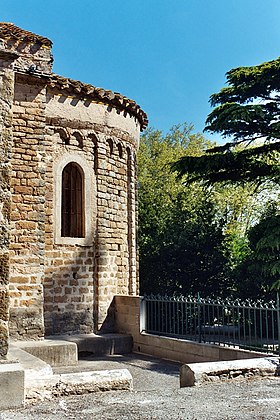 Il comodino in stile romanico lombardo.