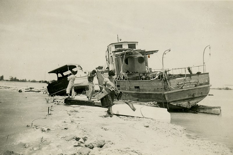 File:1944 hurricane effects in Key West MM01332-15x (15292762730).jpg