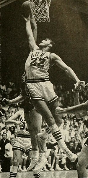 File:1965 Virginia at Duke, Bob Riedy tip-in.jpg