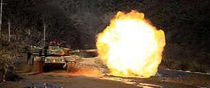 K1 combat firing practice, 8th Division. 2014. 1. 1 yuggun 8sadan K-1 Republic of Korea Army 8th Division (11794423924).jpg