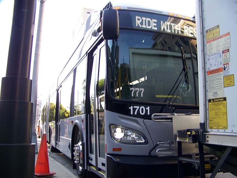 File:2016 New Flyer Industries XN60 MARTA Bus-1701 (27240714596).jpg