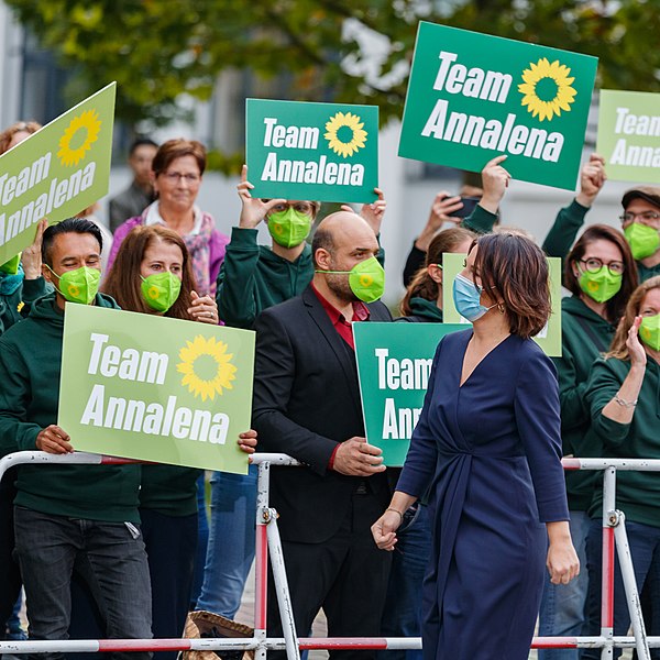 Green supporters supporting Annalena Baerbock in 2021