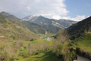 View of Javierre (left) and Bielsa