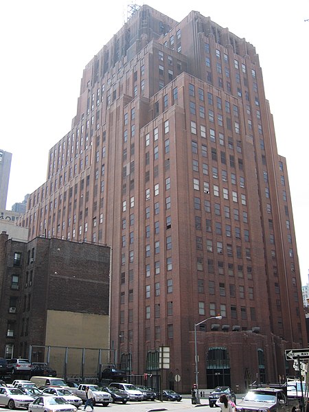 Viewed from the northwest corner, near Hudson and Worth Streets