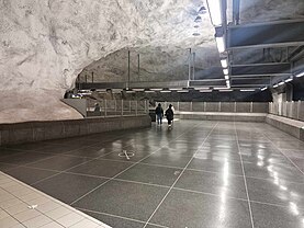 The foundation preceding the metro platform. Afterstairs.jpg