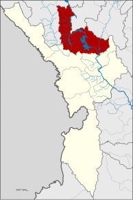 Amplasarea districtului în provincia Tak