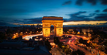 Arc de Triomphe vu depuis la Terrasse Publicis.jpg