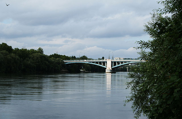 A pont d'Argenteuil no Sena.