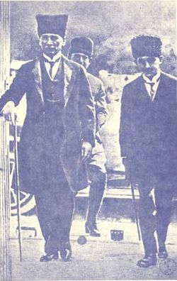 Atatürk-Ismet-Lausane.jpg