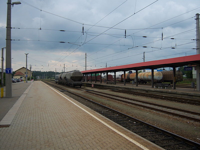 File:Bahnhof Gmünd 3.JPG