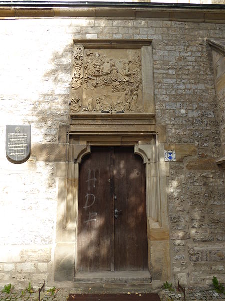 File:Barfuesserkirche erfurt tür.JPG