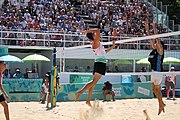 Deutsch: Beachvolleyball bei den Olympischen Jugendspielen 2018; Tag 11, 17. Oktober 2018; Jungen, Spiel um Platz 3 – Argentinien-Ungarn 2:0 (21–15/21–15) English: Beach volleyball at the 2018 Summer Youth Olympics at 17 October 2018 – Bronze Medal Match – Argentina-Hungary 2:0 (21–15/21–15)