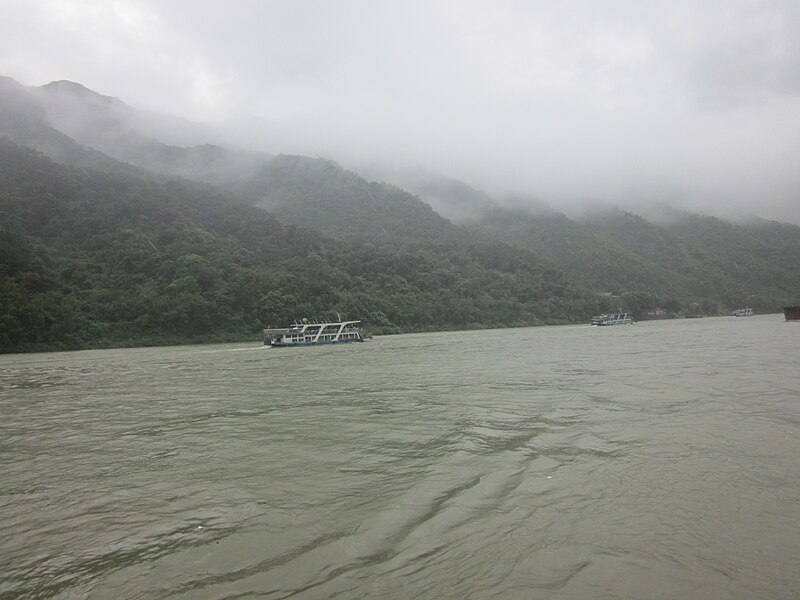 File:Bei River in Qingyuan10.jpg