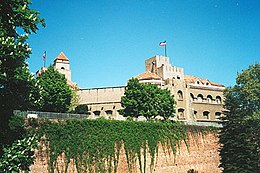 Museu Militar de Belgrado.jpg