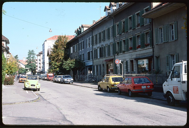 File:Berna. Veduta della Muesmattstrasse (DOI 21358).jpg