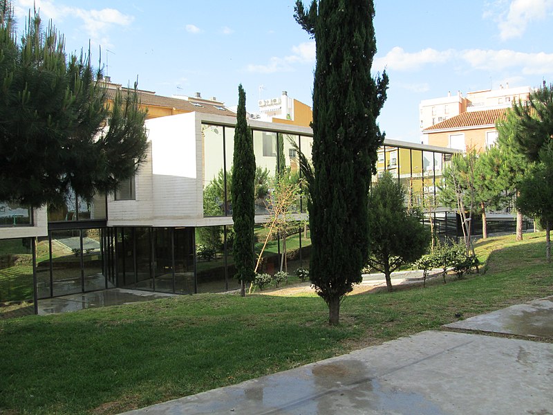 File:Biblioteca Manuel Altolaguirre5.jpg