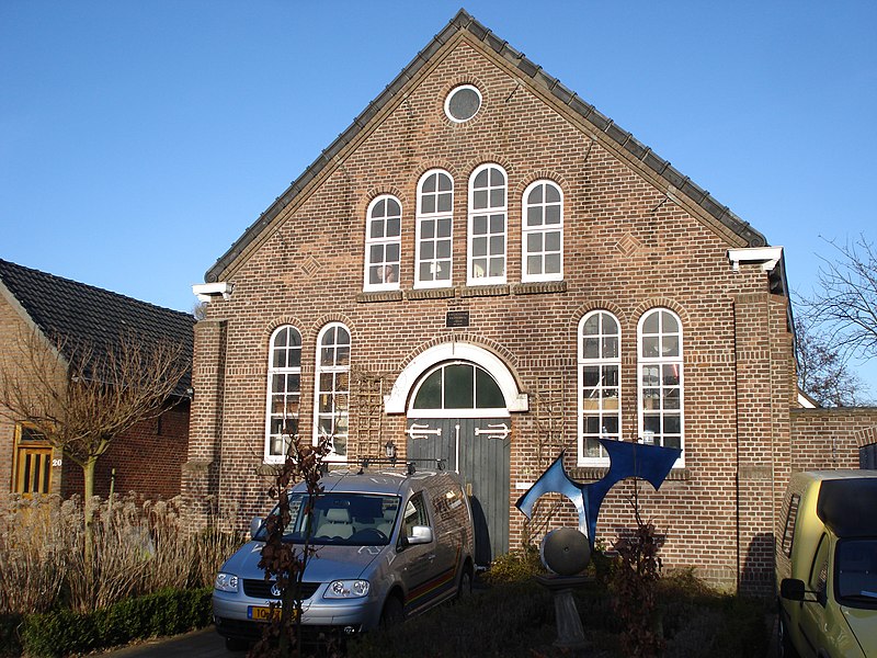 File:Biezelinge voormalige 'Nieuwe kerk'.JPG