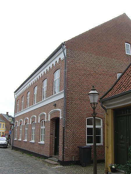 File:Bispegade 6, Ribe.jpg