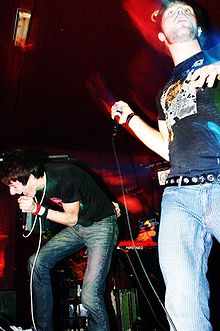 Die Blood Brothers treten live auf, c2003