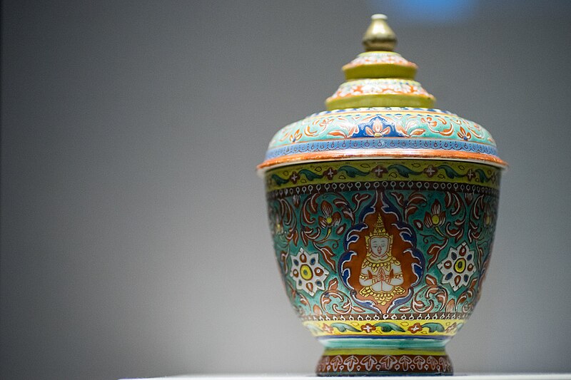 File:British Museum - Room 2- Chinese Bowl and cover, 1750-1800 (16345759399).jpg