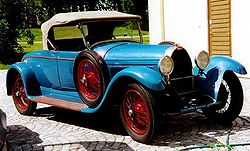 Bugatti Typ 44 Roadster 1927.jpg