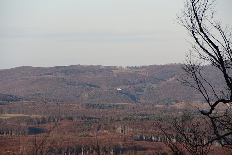 File:Burg Wildegg und Umgebung.jpg