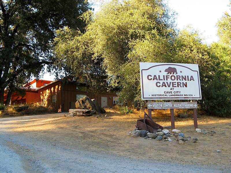 File:CC @ CC -- California Cavern Visitor Center.jpg