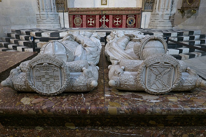 File:Cabecera del sepulcro de los Condestables de Castilla (Catedral de Burgos).jpg