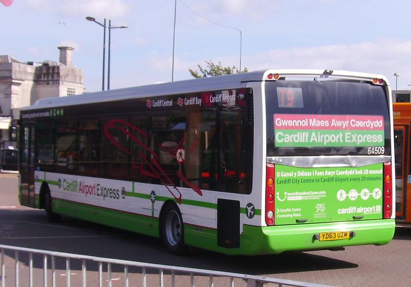 File:Cardiff Airport Express bus (Cardiff Bus Station).jpg