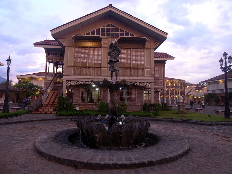 File:Casa Mexico, Las Casas Filipinas de Acuzar, Bataan.JPG