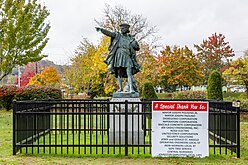 Christopher Columbus statue in Johnston Rhode Island.jpg