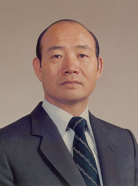 File:Chun Doo-hwan (전두환) Presidential Portrait.jpg