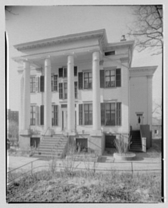 File:Colonnaded house, 417 27th Ave., Astoria. LOC gsc.5a22590.tif