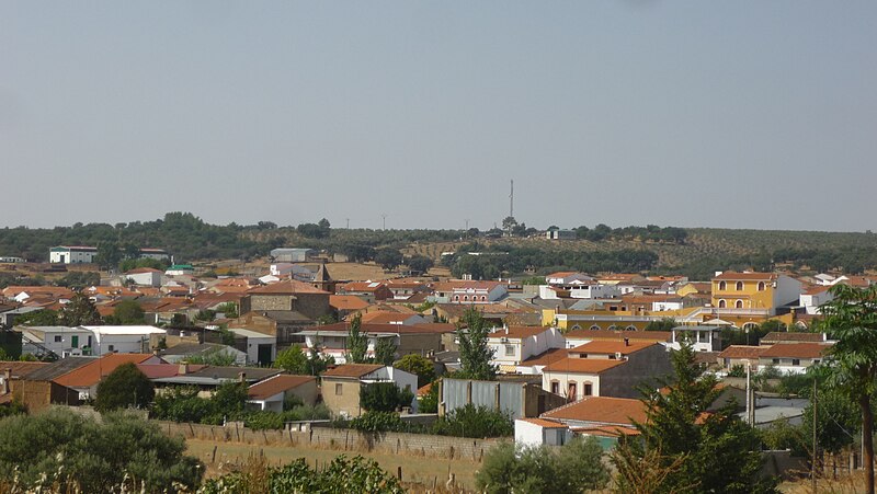 File:Cordobilla de Lácara agosto 2010.JPG