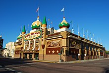 CornPalace2008.jpg