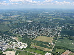 Aerial view dari Crystal Lakes