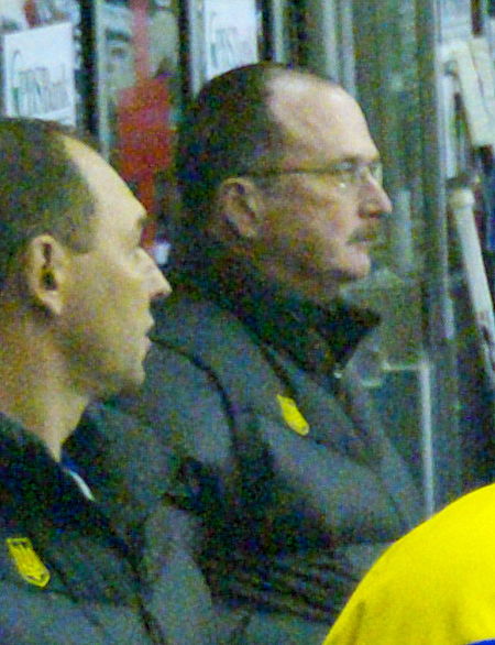 Dave Lewis coach Ukraine ice hockey 2010.jpg