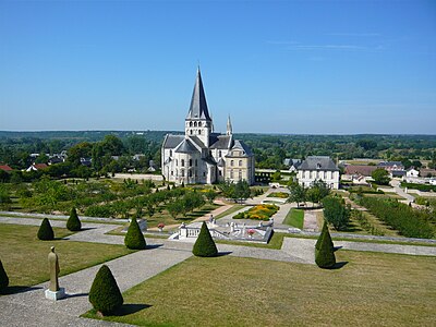 Le jardin de l'abbaye Saint-Georges de Boscherville.