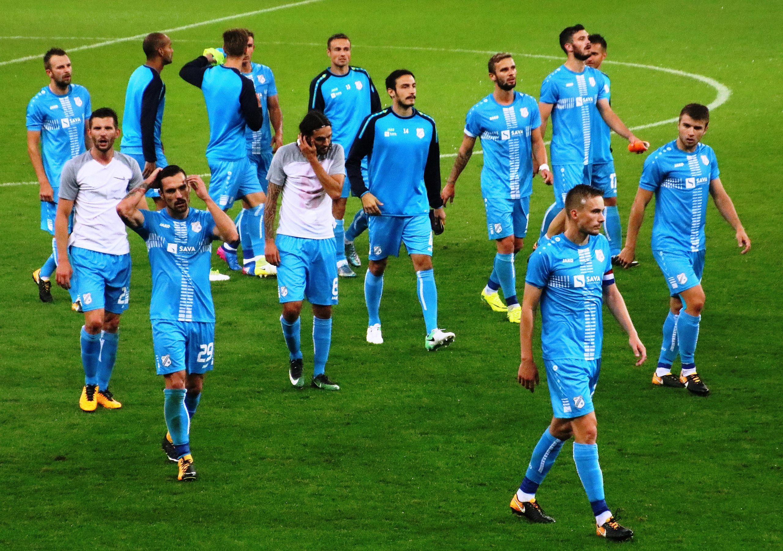 File:FC Salzburg versus HNK Rijeka (CL-Qualifikation 3. Runde 26. Juli  2017) 23.jpg - Wikimedia Commons