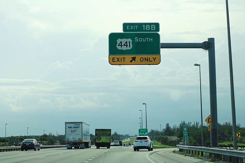 File:FL869 South - Exit 18B - US441 South (41326736810).jpg