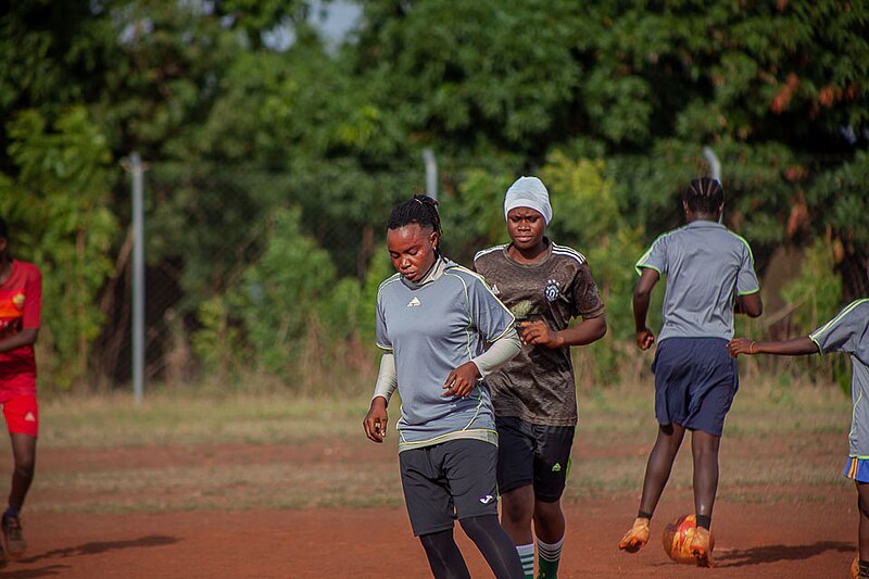 File:Female Football 15.jpg