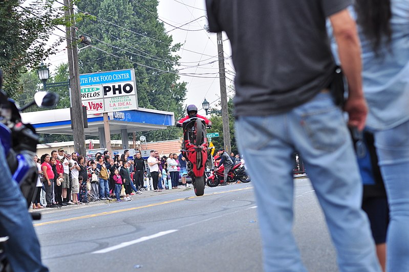 File:Fiestas Patrias Parade, South Park, Seattle, 2017 - 222 - Hollywood B and the West Coast Connections stunt team.jpg