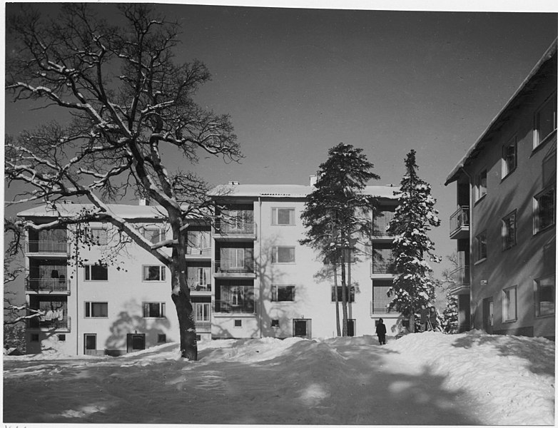 File:Flerbostadshus Exteriör. ArkDes ARKM.1962-101-1646.jpg