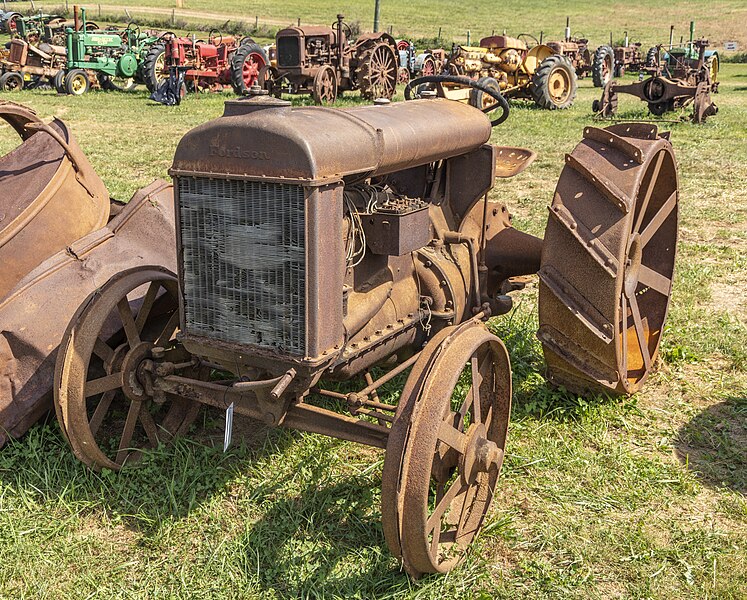 File:Fordson tractor VA5.jpg